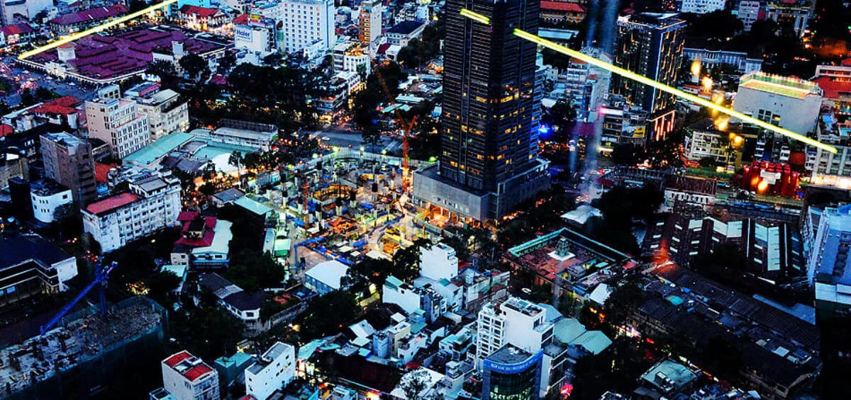 city-nightlife-photography